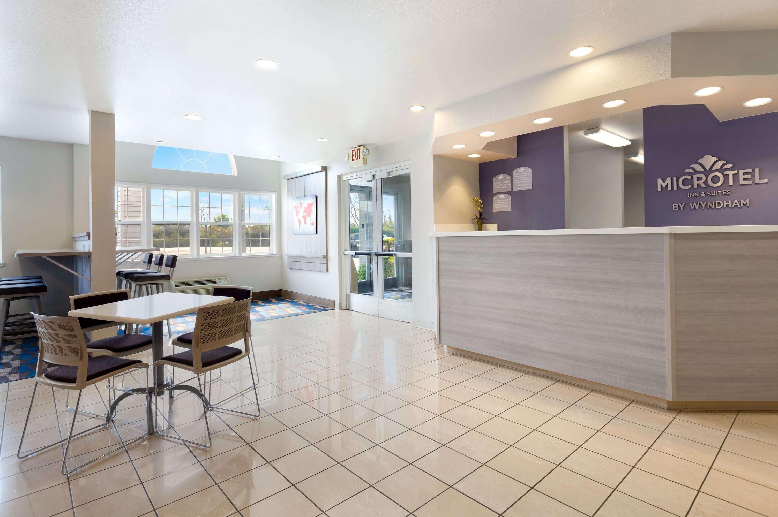 Microtel Inn & Suites Modesto Ceres Esterno foto